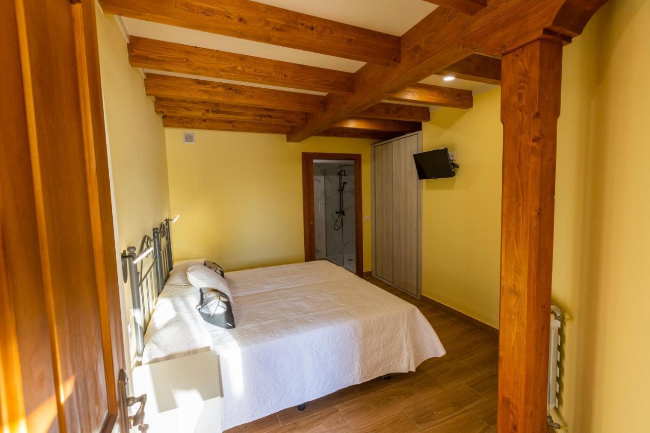 Apartamentos Casona Del Campo Navia Buitenkant foto